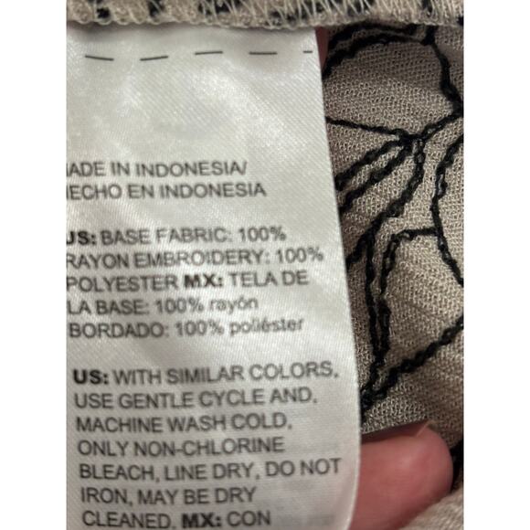 Chico's Billow Sleeve Blouse, Oasis Print, Smoky Taupe - Picture 6 of 7